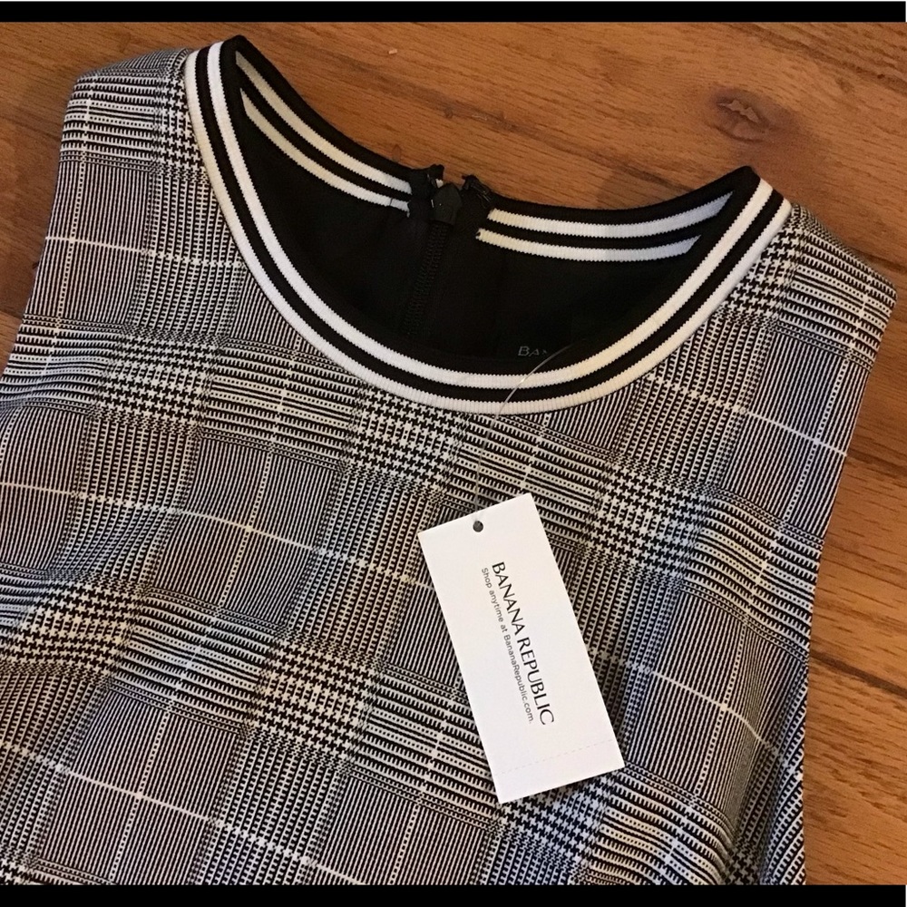 NWT BANANA REPUBLIC SHEATH DRESS MULTI SEASON SOFT LIGHTWEIGHT FABRIC - Picture 4 of 15